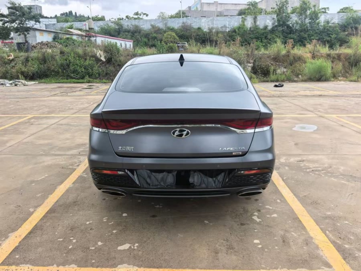 現(xiàn)代 菲斯塔  2021款 280TGDi 精英版圖片