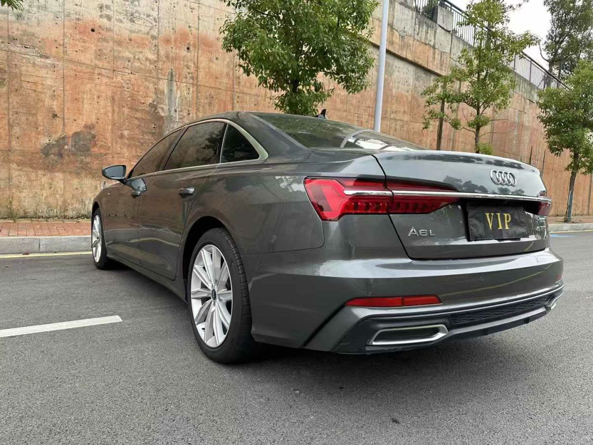 奥迪 奥迪A6L  2022款 40 TFSI 豪华动感型图片