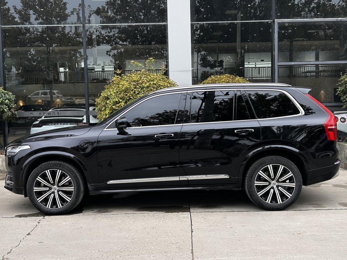 沃爾沃 XC90新能源  2022款 改款 E驅(qū)混動(dòng) T8 智尊豪華版 7座圖片