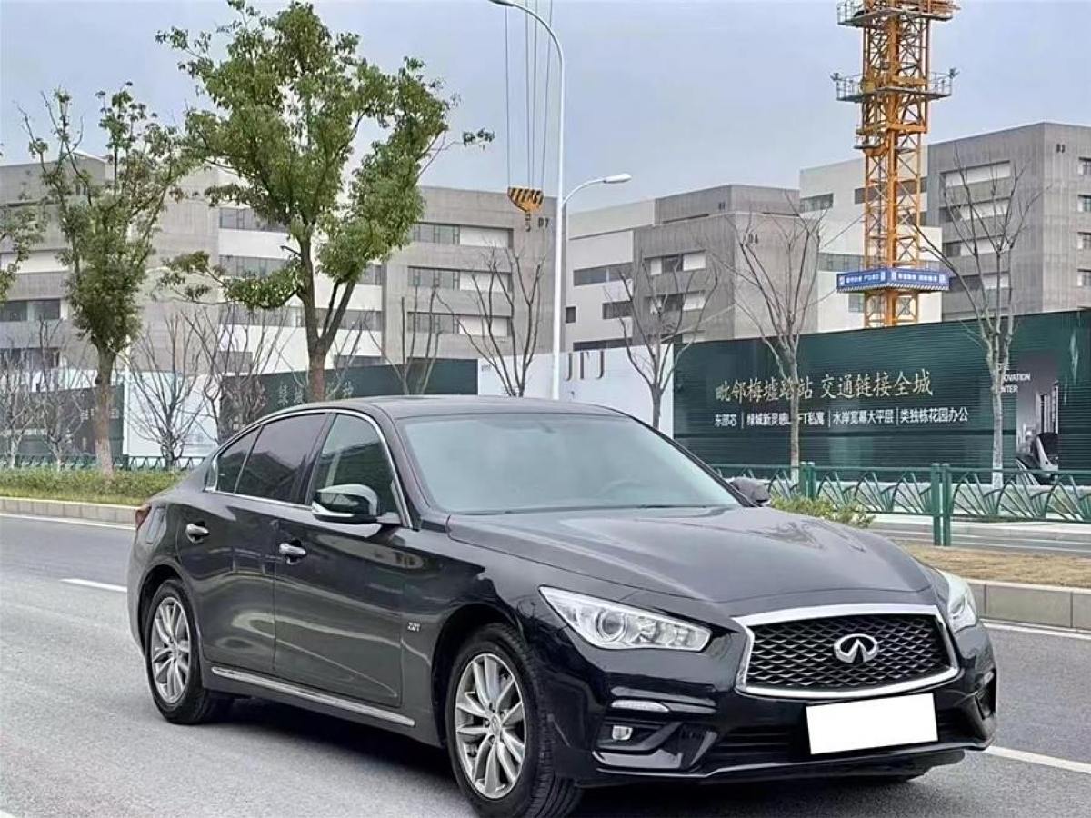 英菲尼迪 Q50L  2021款 2.0T 舒適版圖片