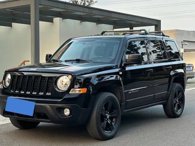 2014年8月 Jeep 自由客(進(jìn)口) 2.4L 運(yùn)動(dòng)版圖片