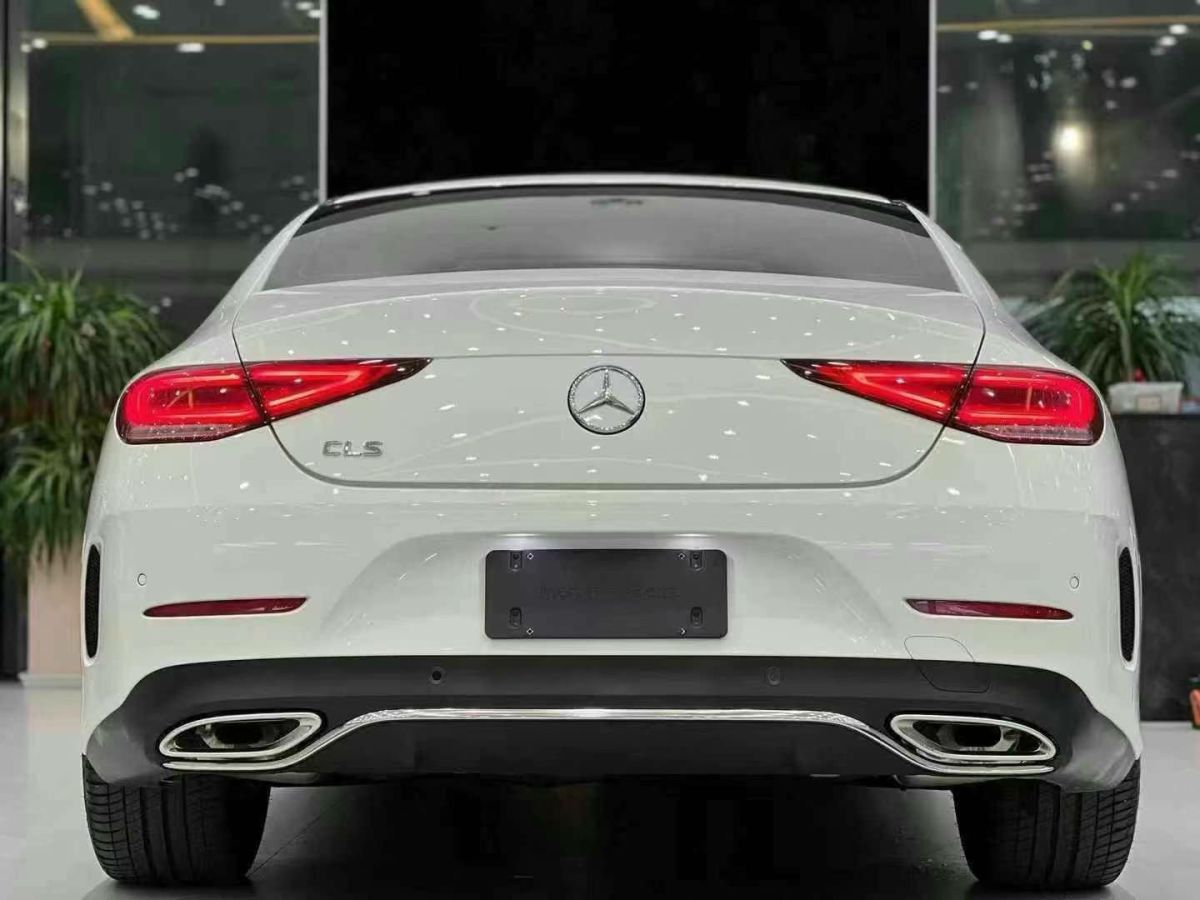 奔馳 奔馳GLC  2024款 GLC 260 4MATIC 轎跑SUV圖片