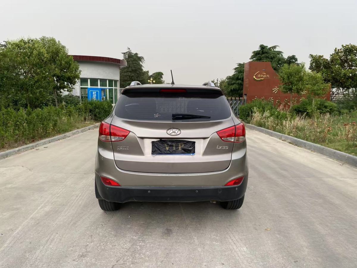現(xiàn)代 ix35  2012款 2.0 GLS 兩驅(qū)精英型圖片