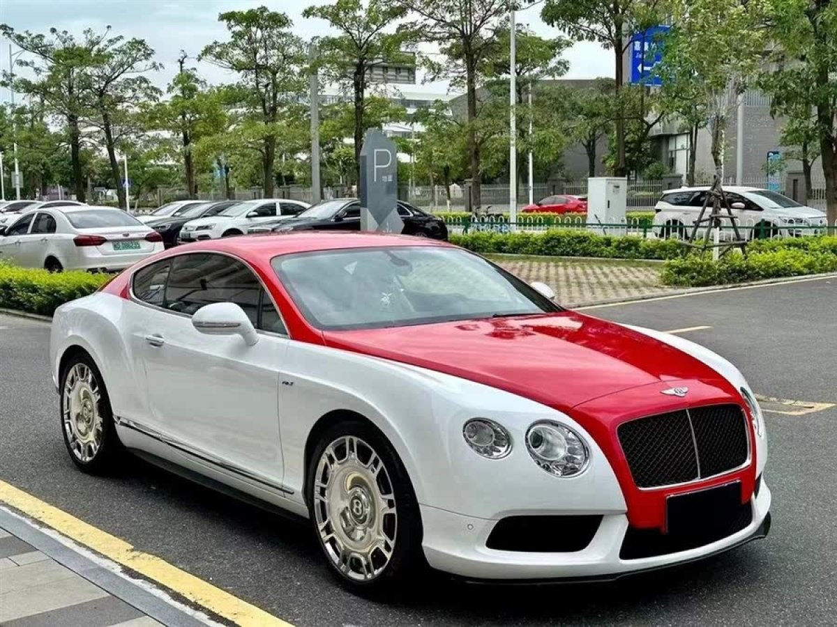 賓利 歐陸  2014款 4.0T GT V8 S 尊貴版圖片