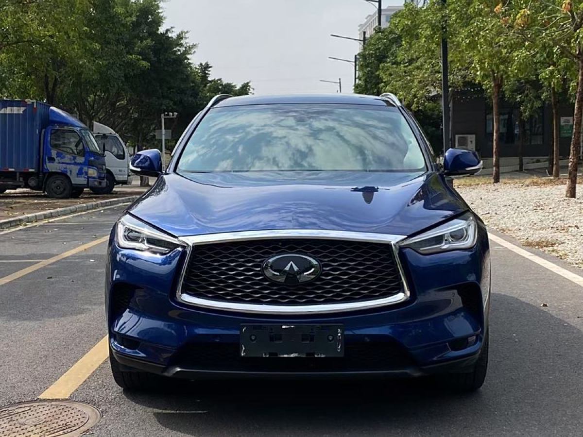 英菲尼迪 QX50  2020款 2.0T 30周年限量版圖片