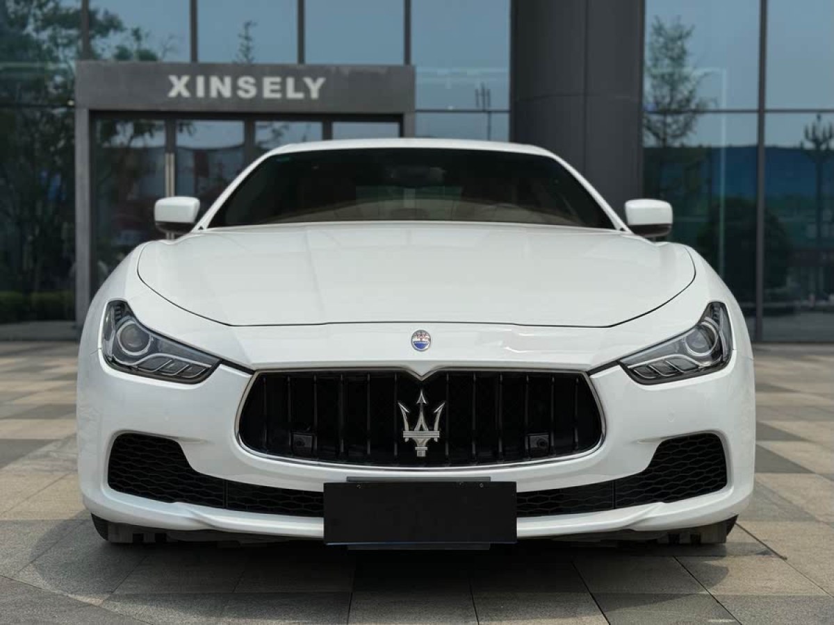 瑪莎拉蒂 Ghibli  2014款 3.0T 標(biāo)準(zhǔn)版圖片