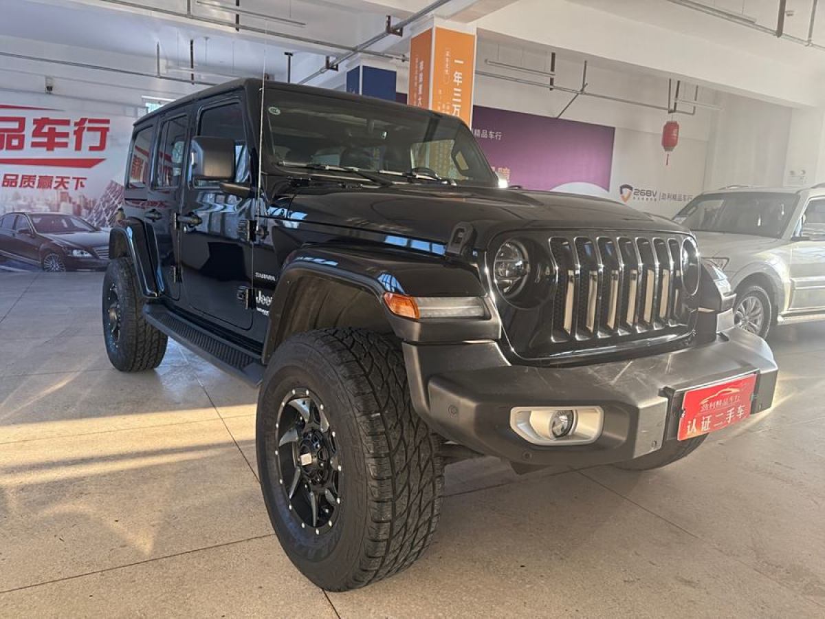 Jeep 牧馬人  2019款 2.0T Sahara 四門版 國(guó)VI圖片