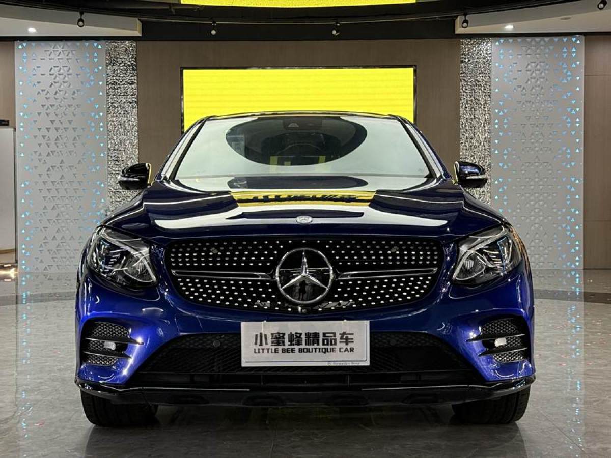 奔馳 奔馳GLC  2023款 改款 GLC 260 4MATIC 轎跑SUV圖片