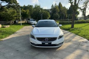 S60 沃尔沃 L 2.0T T5 智驭版