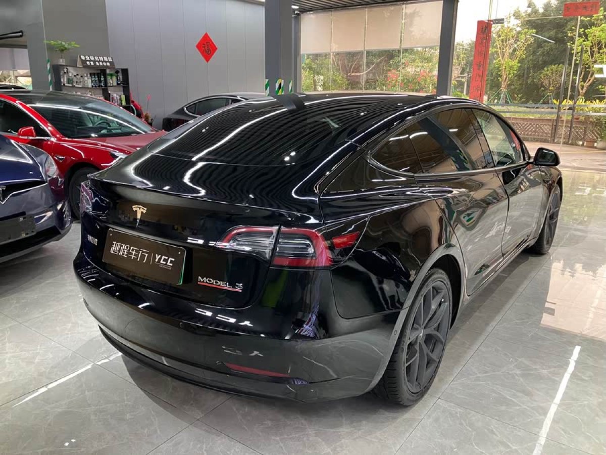 特斯拉 Model 3  2022款 Performance高性能全輪驅(qū)動(dòng)版圖片