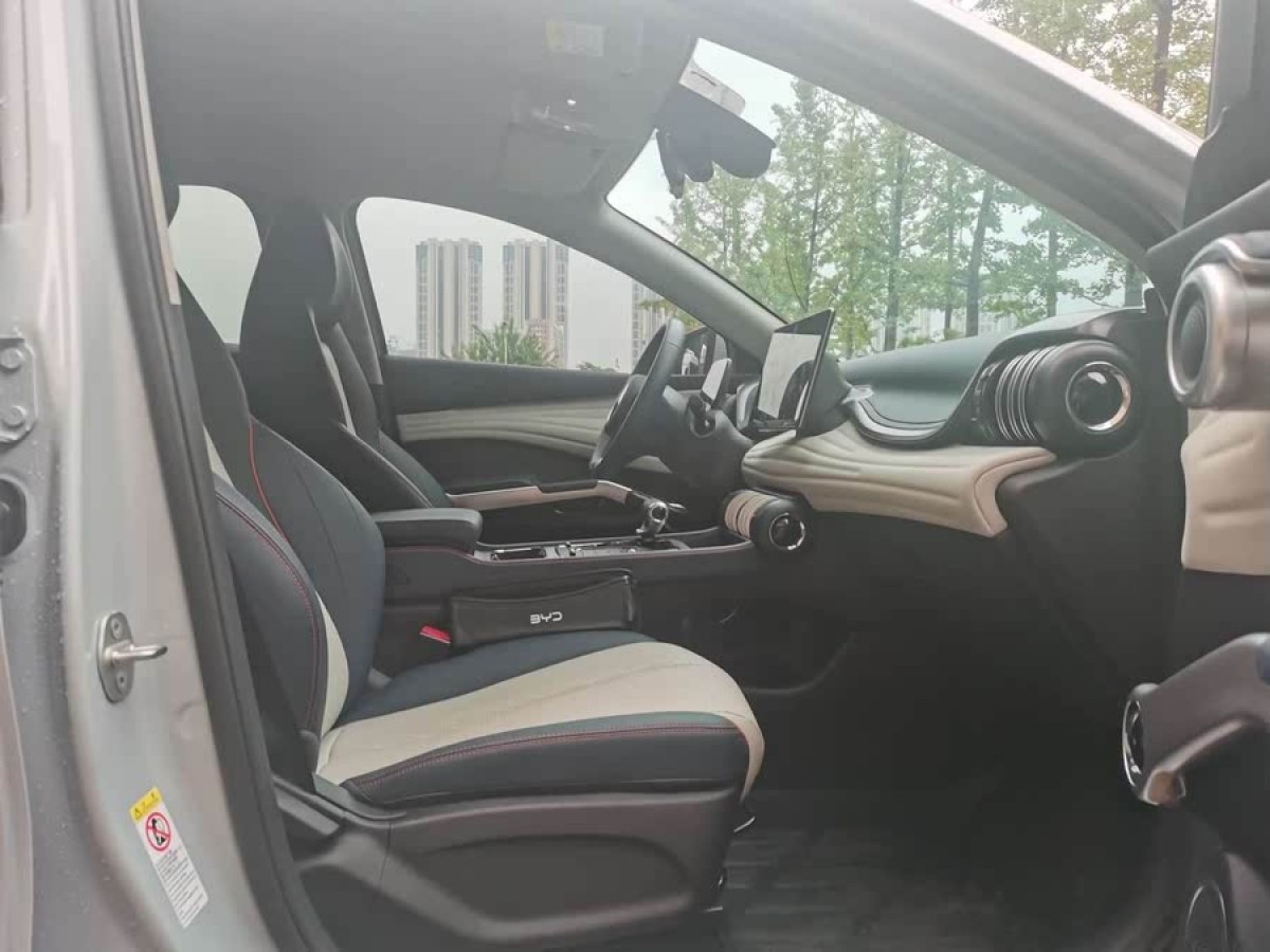 比亞迪 元PLUS  2022款 430KM 尊貴型圖片