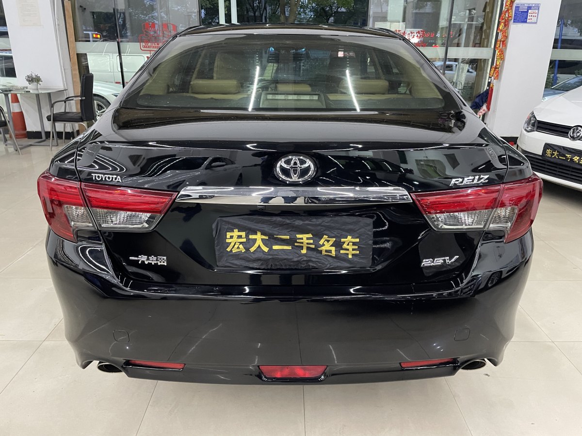 丰田 锐志 2013款 2.5v 菁锐版图片