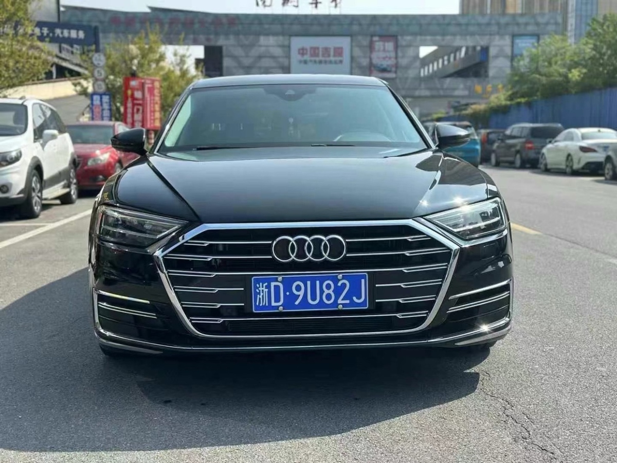 2018年12月奧迪 奧迪A8  2018款 A8L 55 TFSI quattro投放版尊享型