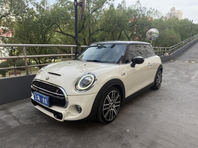 2021年02月 MINI MINI 2.0T COOPER S 藝術(shù)家圖片