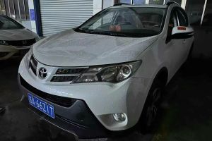 RAV4荣放 丰田 2.0L CVT两驱风尚版