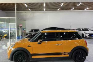 MINI MINI 1.2T 手動 ONE