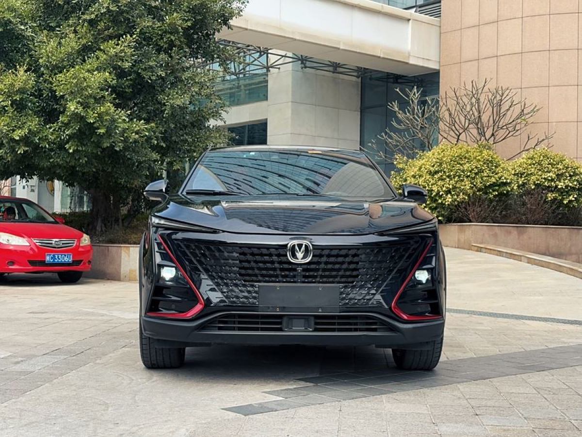 長(zhǎng)安 UNI-T  2020款 1.5T 旗艦型圖片