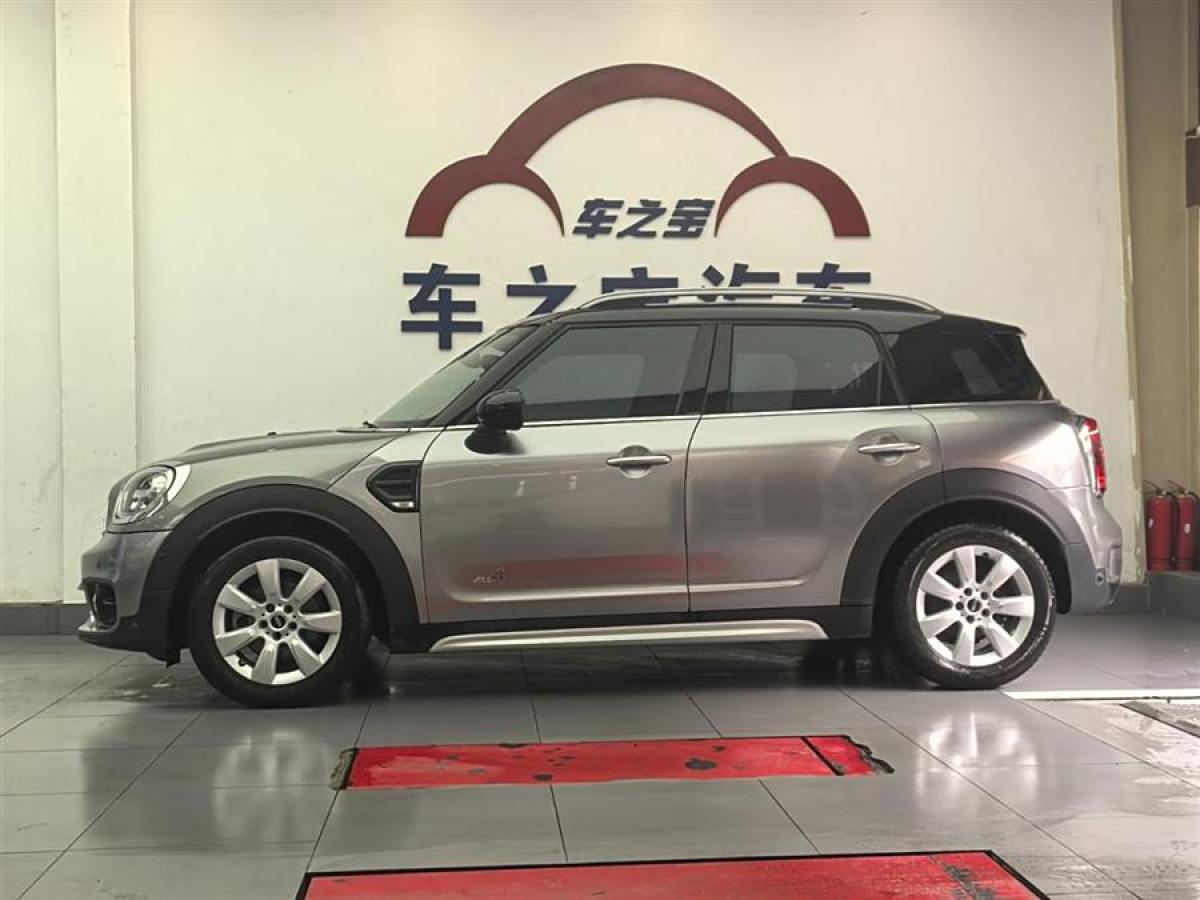 MINI COUNTRYMAN  2018款 1.5T COOPER ALL4 經(jīng)典派圖片