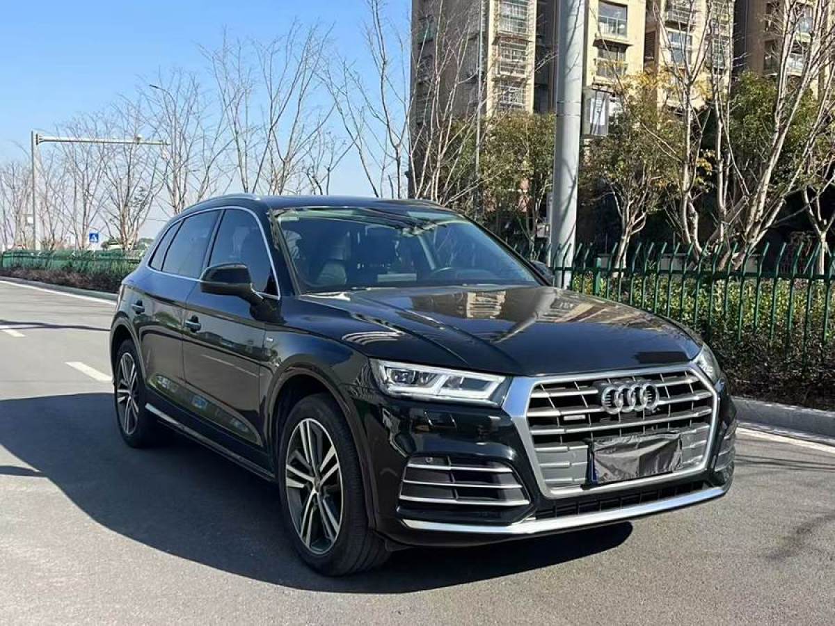 奧迪 奧迪Q5L  2020款 改款 40 TFSI 榮享時尚型圖片