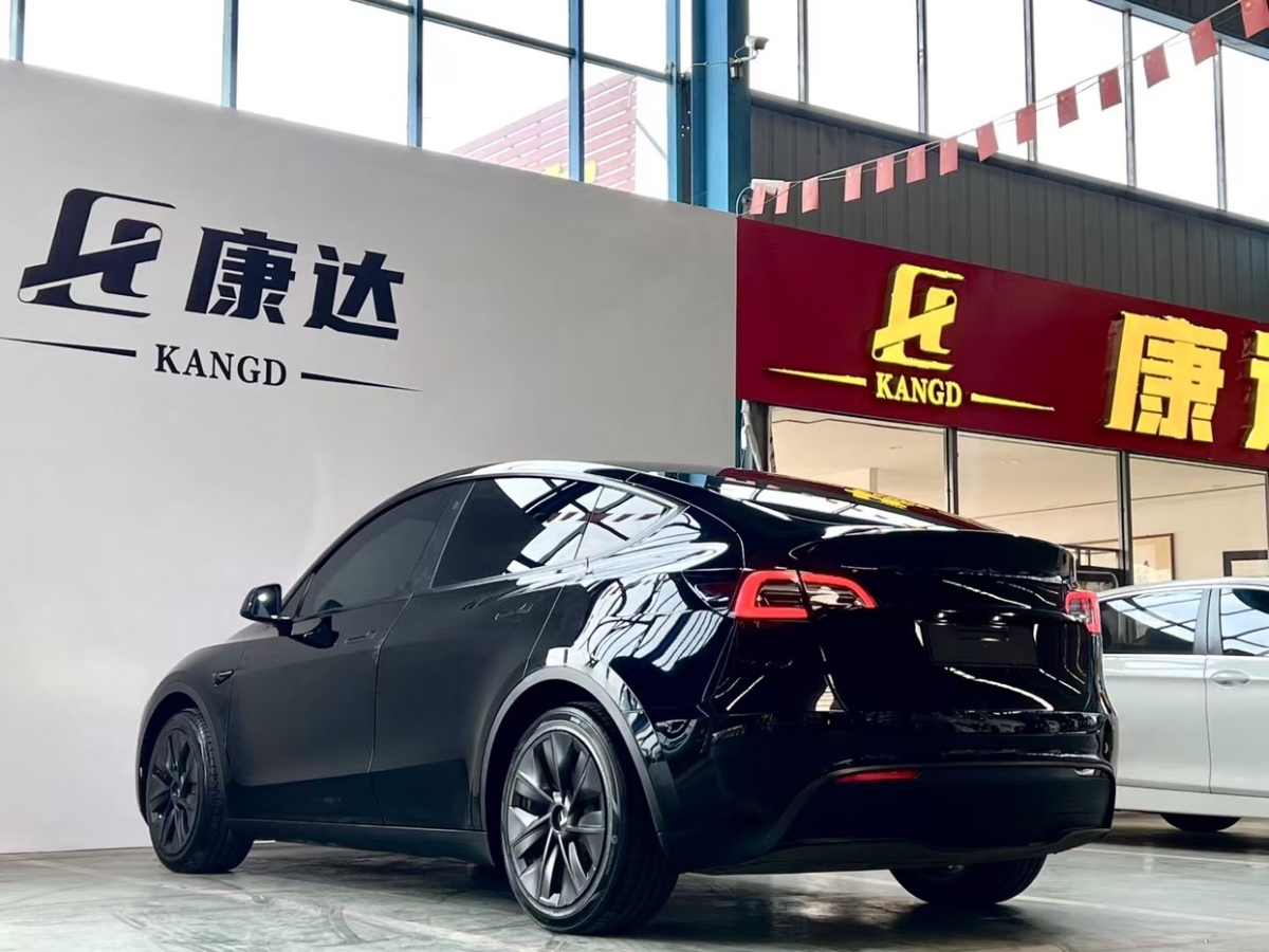 2021年10月特斯拉 Model 3  2021款 改款 標(biāo)準(zhǔn)續(xù)航后驅(qū)升級(jí)版