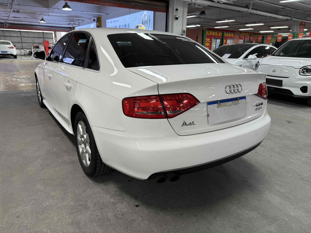 奧迪 奧迪A4L  2011款 2.0 TFSI 標準型圖片