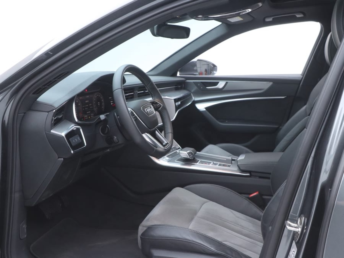奧迪 奧迪A6L  2019款 45 TFSI quattro 臻選動感型圖片