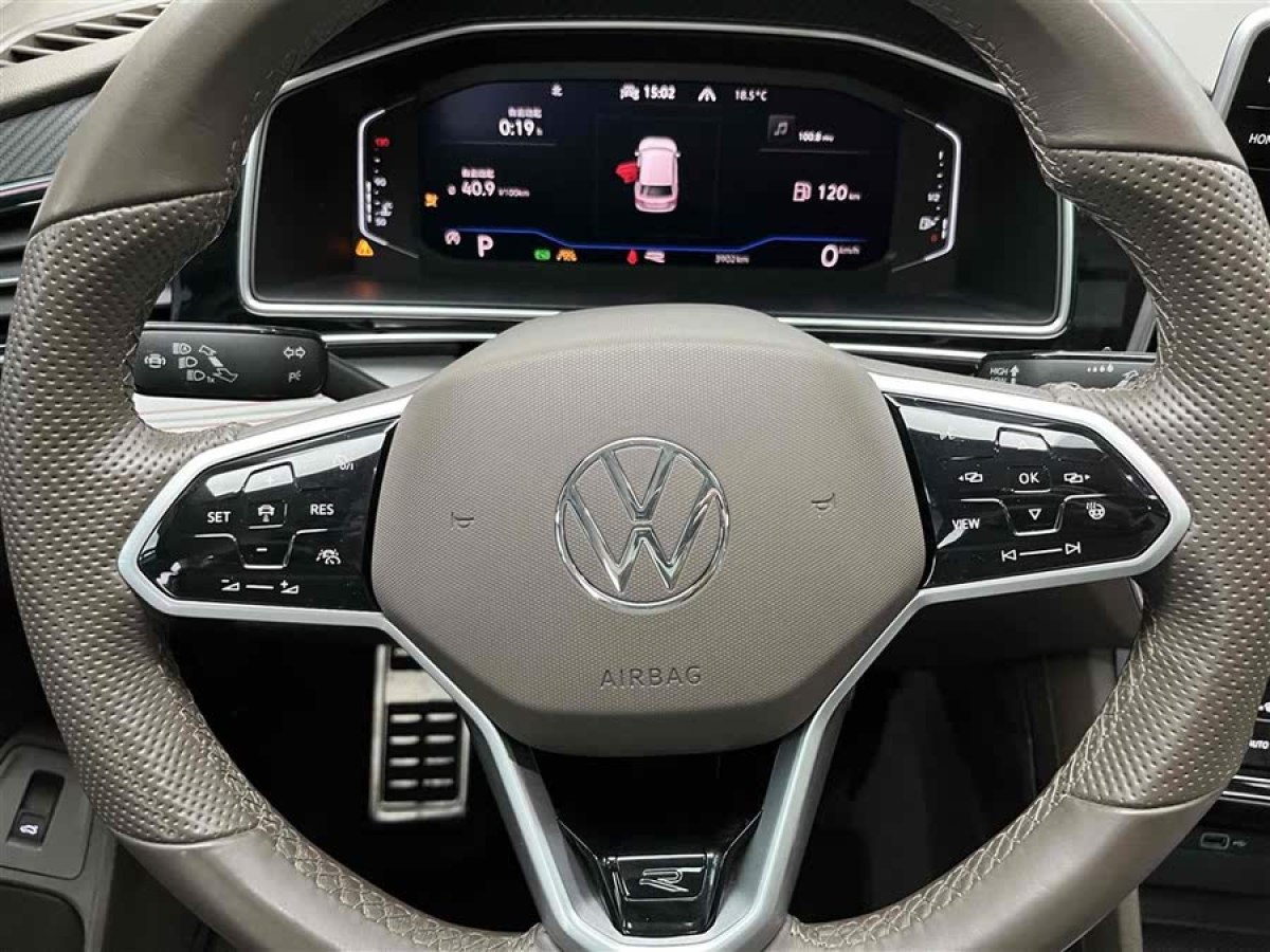 大眾 途觀L  2023款 改款 380TSI 自動四驅(qū)R-Line旗艦版7座圖片
