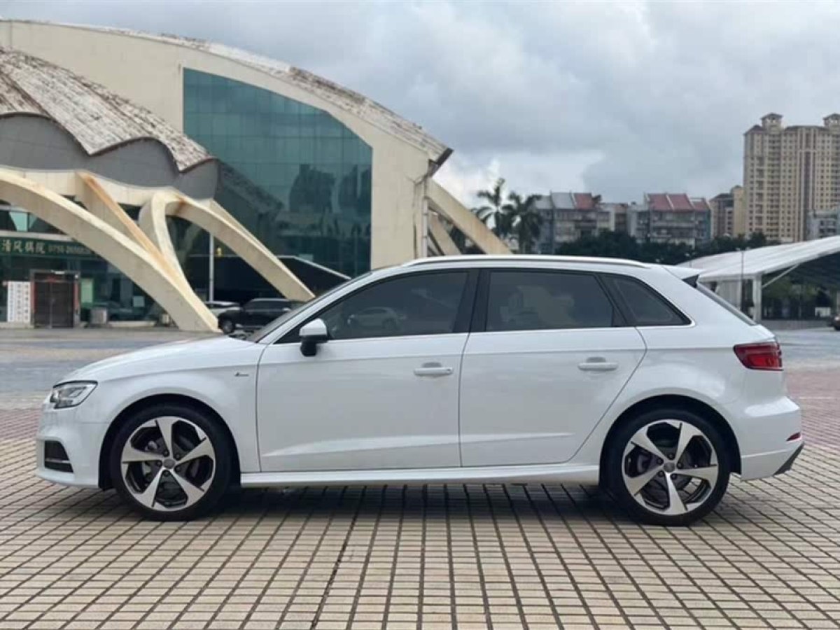 奧迪 奧迪A3  2019款 Sportback 35 TFSI 運(yùn)動(dòng)型 國VI圖片