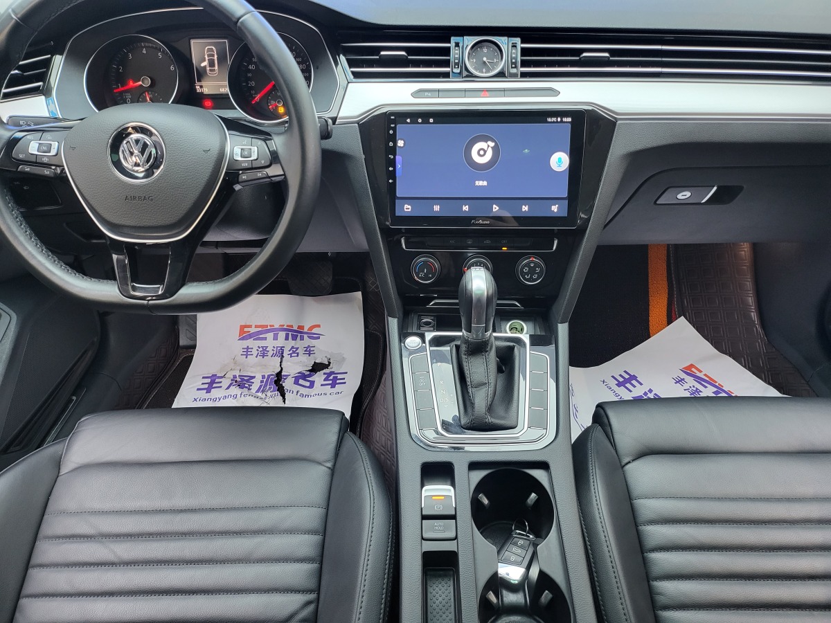 大眾 邁騰  2019款  330TSI DSG 領(lǐng)先型 國VI圖片