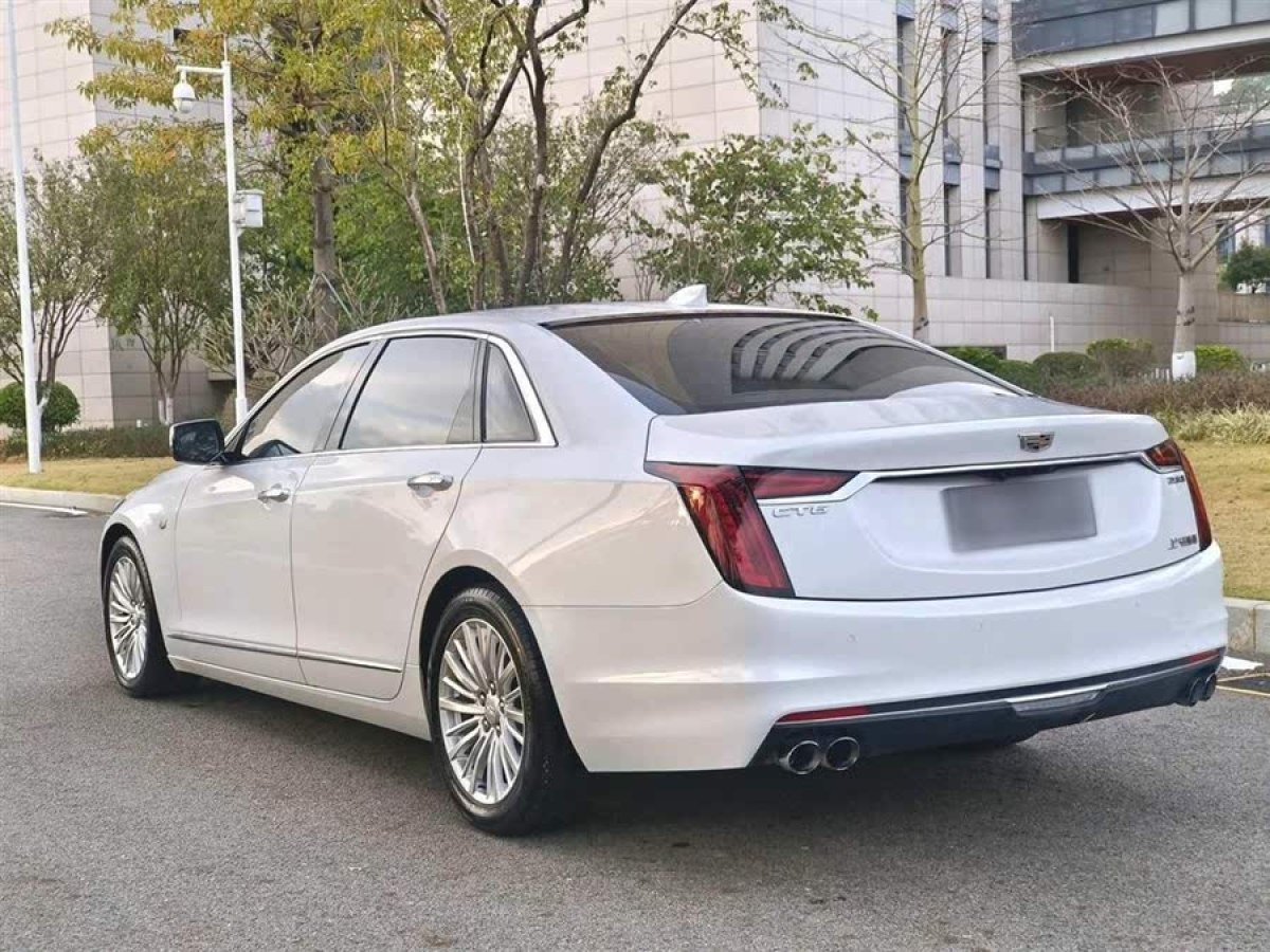 凱迪拉克 CT6  2020款 改款 28T 時(shí)尚型圖片