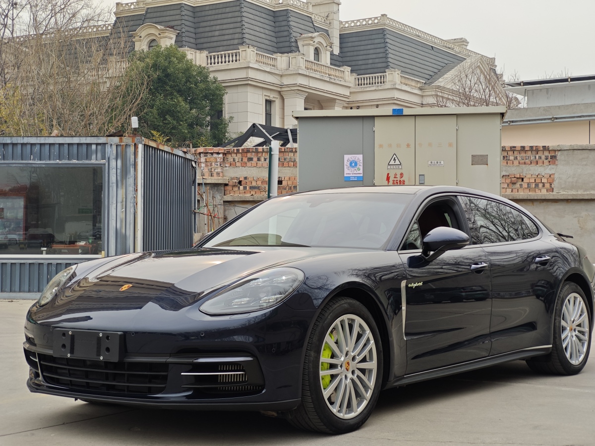 2018年11月保時捷 Panamera新能源  2021款 Panamera 4 E-Hybrid 行政加長版 2.9T