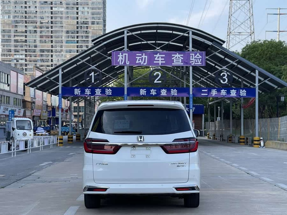 本田 奧德賽  2022款 2.0L e:HEV 銳?領(lǐng)享版圖片