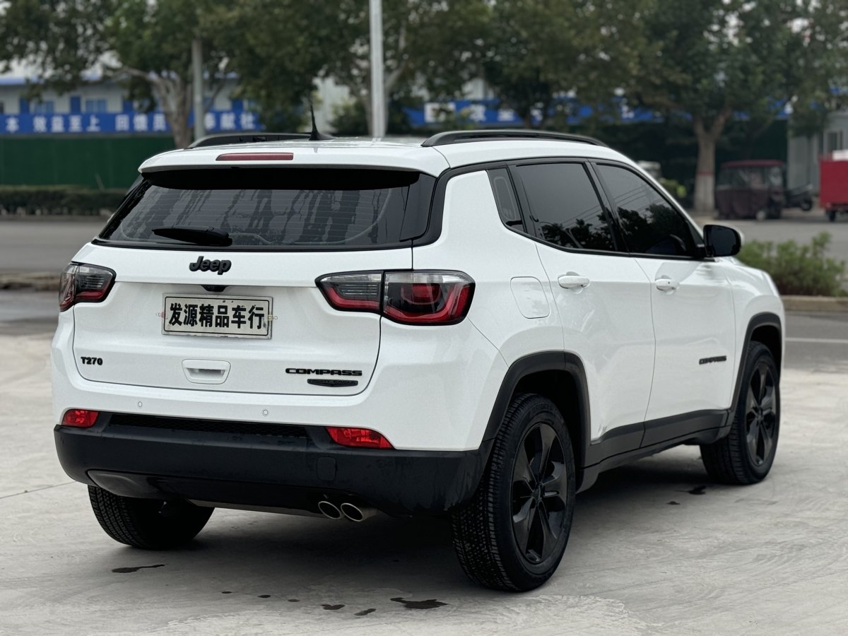 2021年4月Jeep 指南者  2020款 220T 自動(dòng)夜鷹版