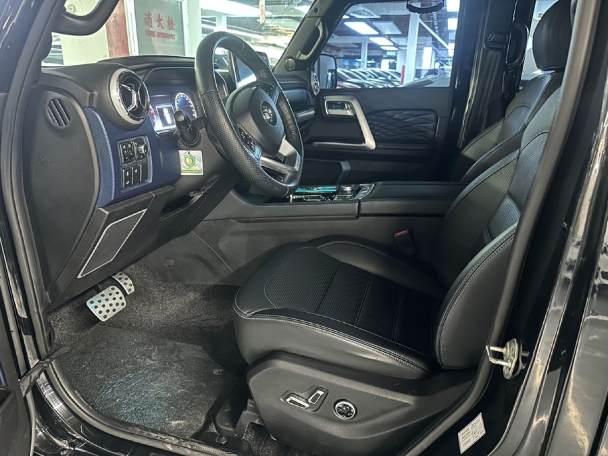 北京 BJ40  2019款  PLUS 2.3T 自動(dòng)四驅(qū)尊享版 國(guó)VI圖片