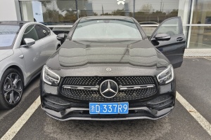 奔驰GLC 奔驰 改款 GLC 260 4MATIC 轿跑SUV