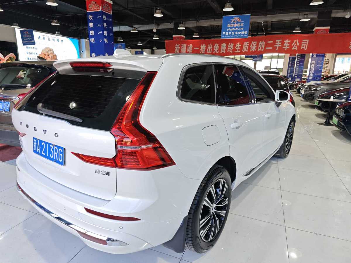 沃爾沃 XC60  2022款 B5 四驅智遠豪華版圖片