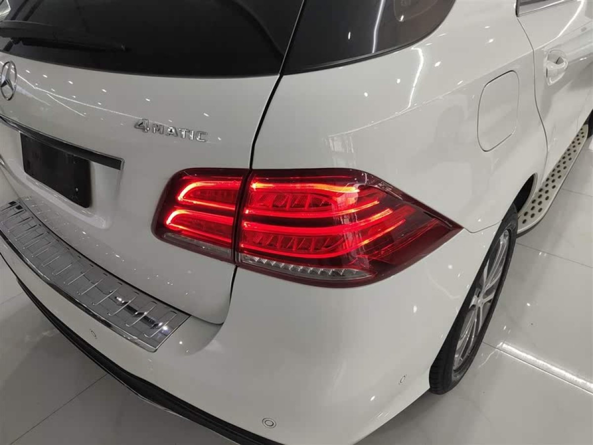 奔馳 奔馳GLE  2017款 GLE 320 4MATIC 動感型圖片