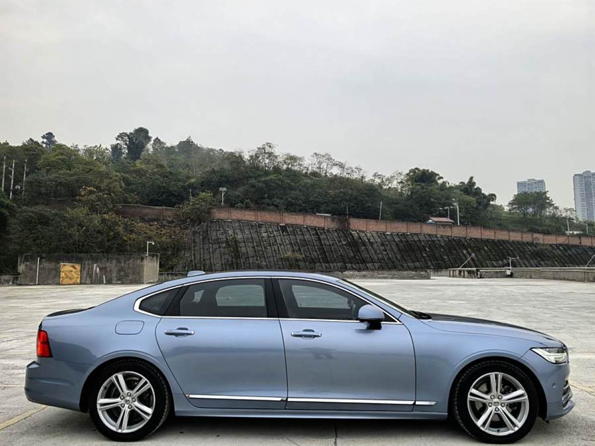 沃爾沃 S90  2019款 T5 智遠(yuǎn)版圖片