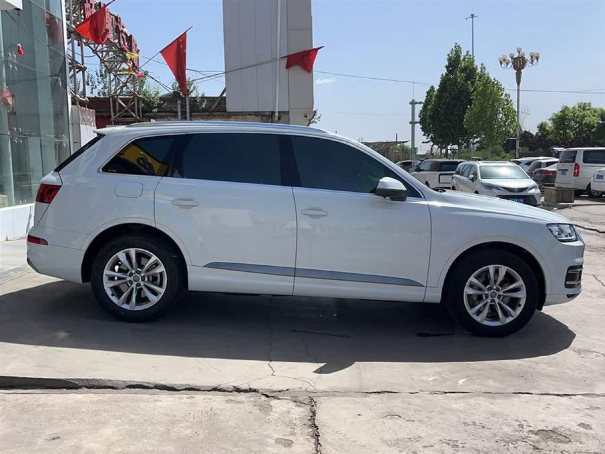 奧迪 奧迪Q7  2016款 45 TFSI 技術(shù)型圖片