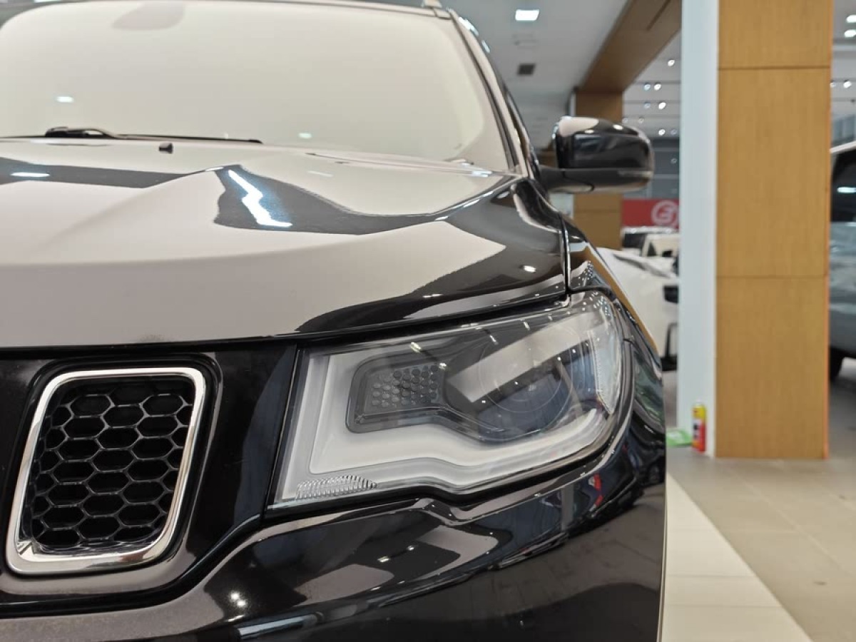 Jeep 指南者  2020款 220T 自動領(lǐng)先版圖片
