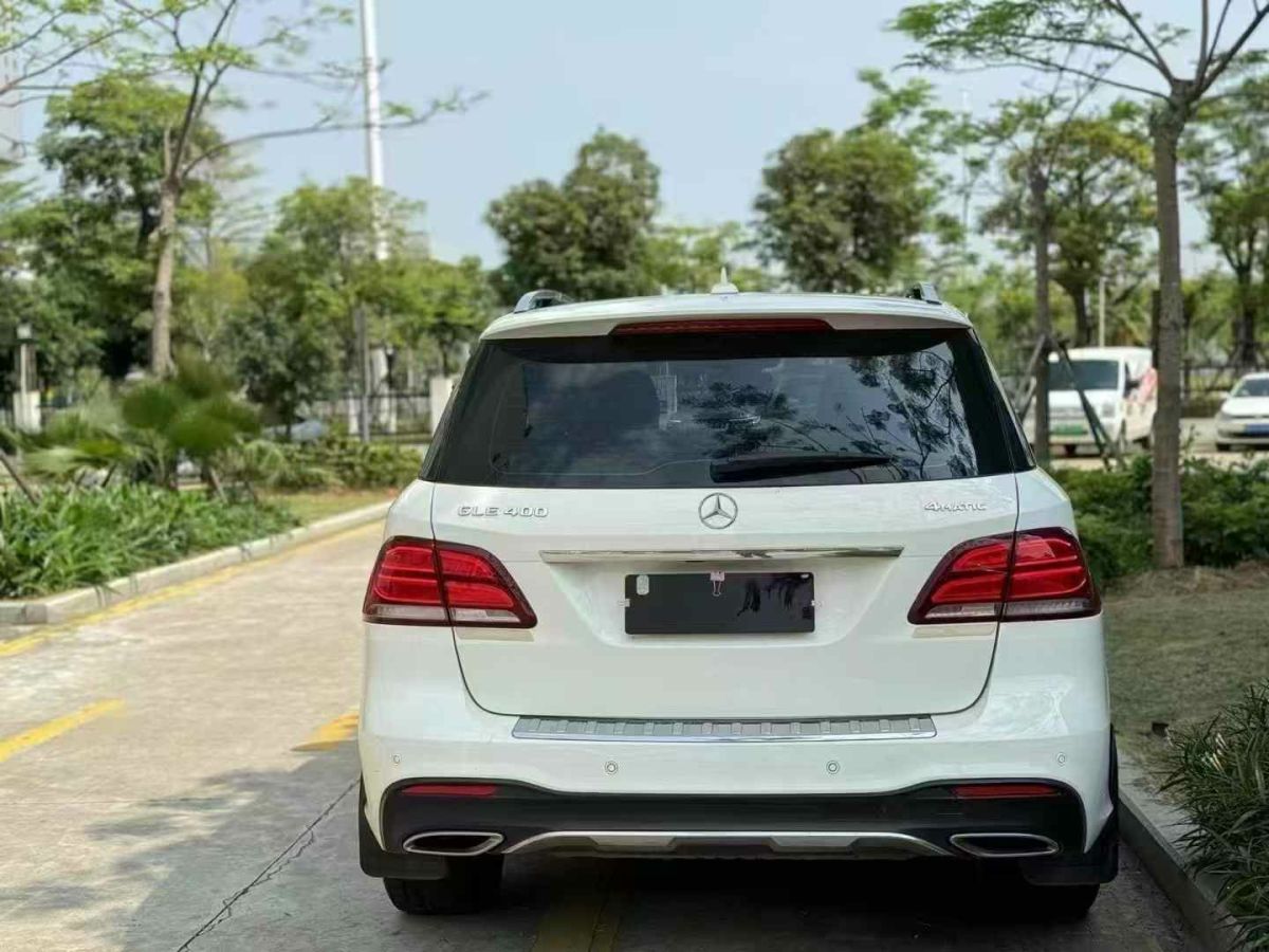 奔馳 奔馳A級(jí)AMG  2017款 2017款 改款 AMG A 45 4MATIC 國(guó)VI圖片