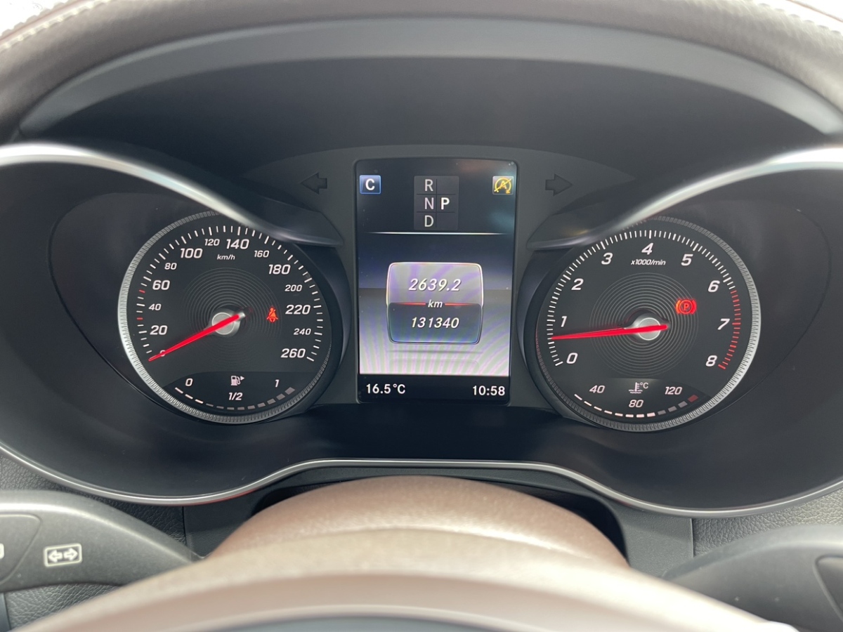 奔驰 奔驰GLC  2018款 GLC 260 4MATIC 动感型图片