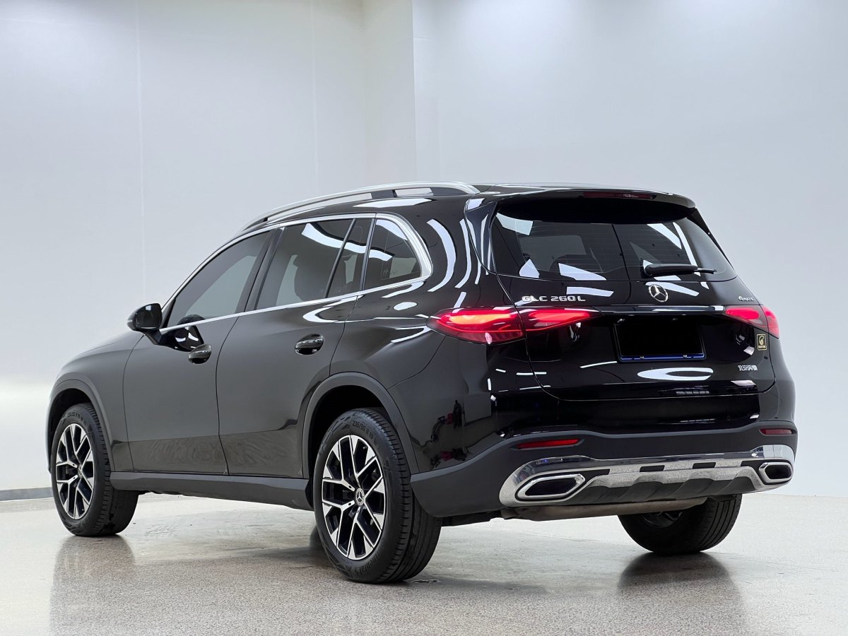 奔馳 奔馳GLC  2023款 改款 GLC 260 L 4MATIC 動感型 5座圖片