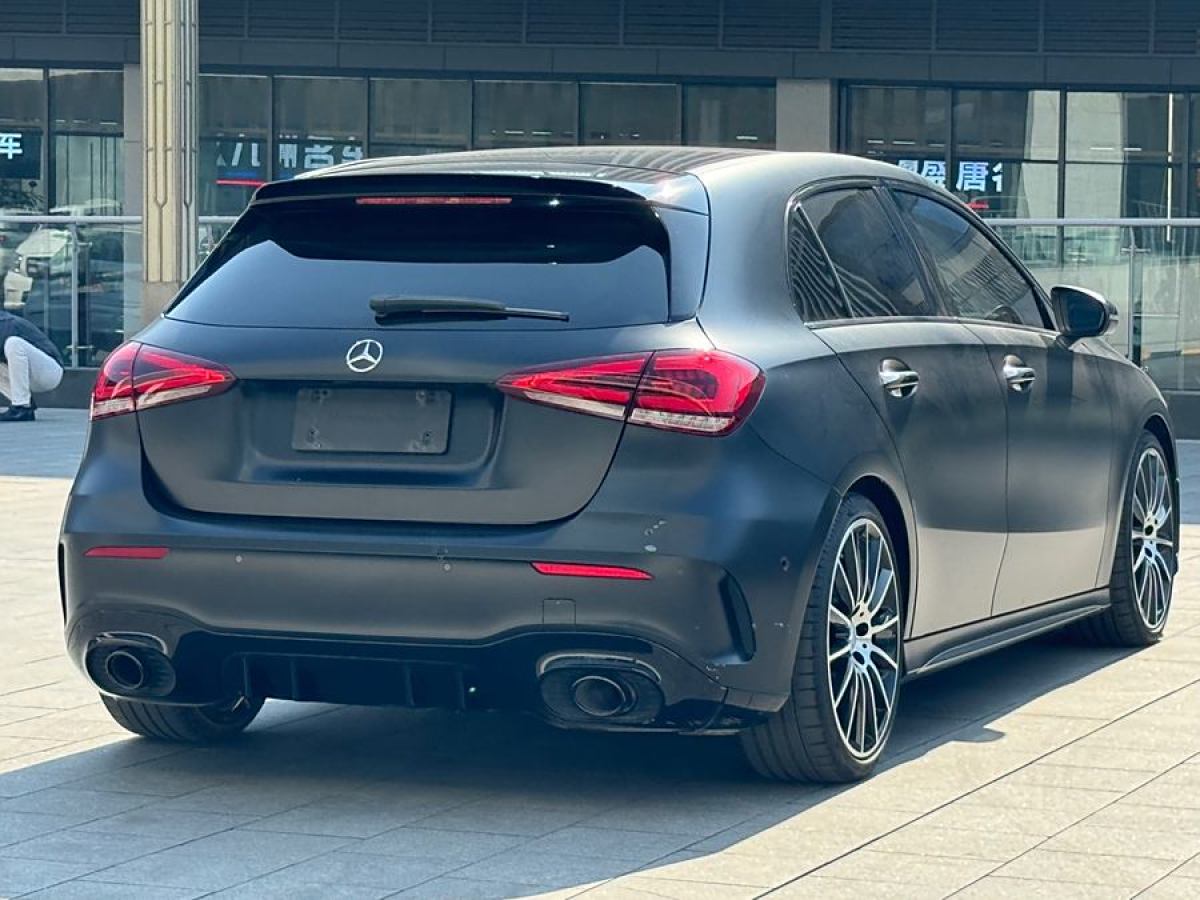 奔馳 奔馳A級(jí)AMG  2022款 AMG A 35 4MATIC圖片