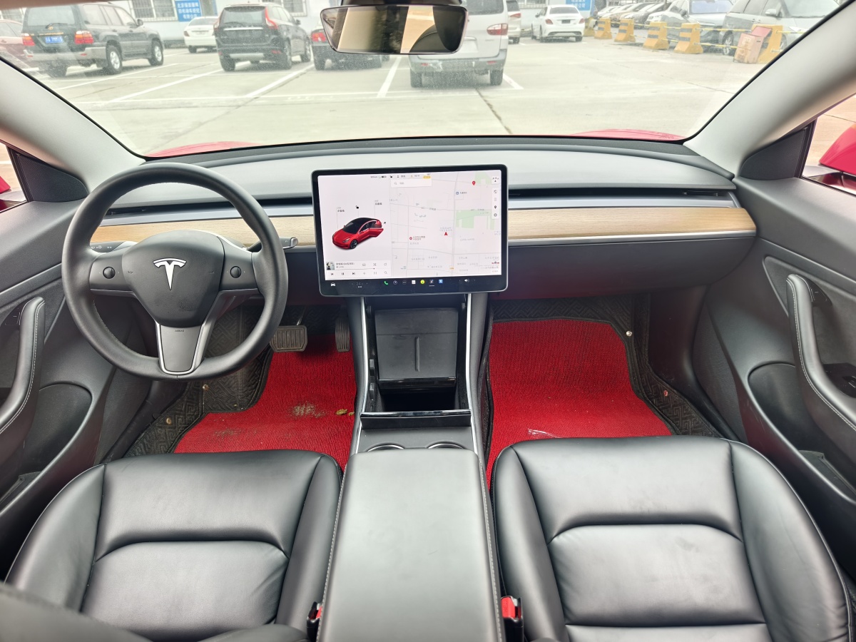 特斯拉 Model 3  2019款 標(biāo)準(zhǔn)續(xù)航后驅(qū)升級(jí)版圖片