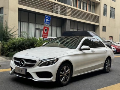 奔馳 奔馳C級(jí) C 200 L 運(yùn)動(dòng)型圖片