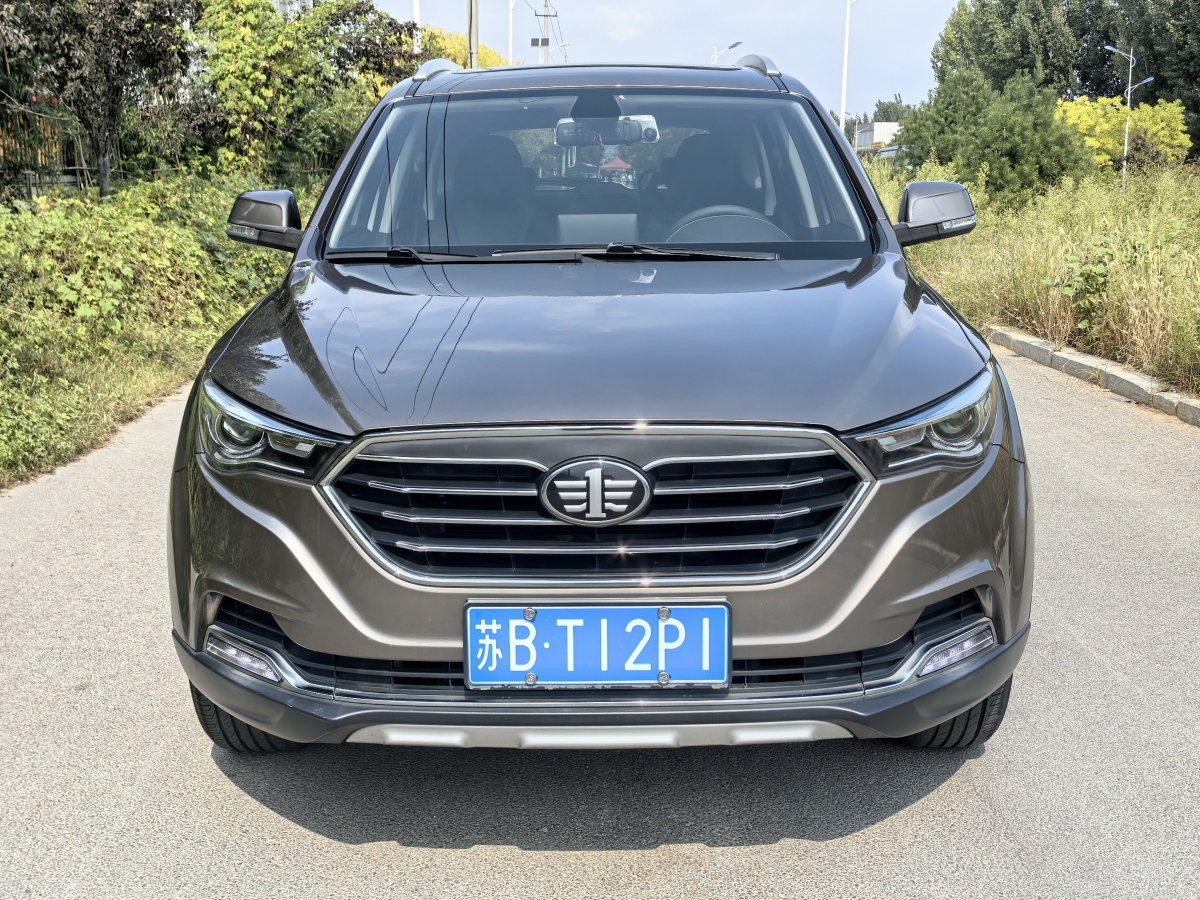 奔騰 X40  2019款 1.6L 自動(dòng)豪華型圖片