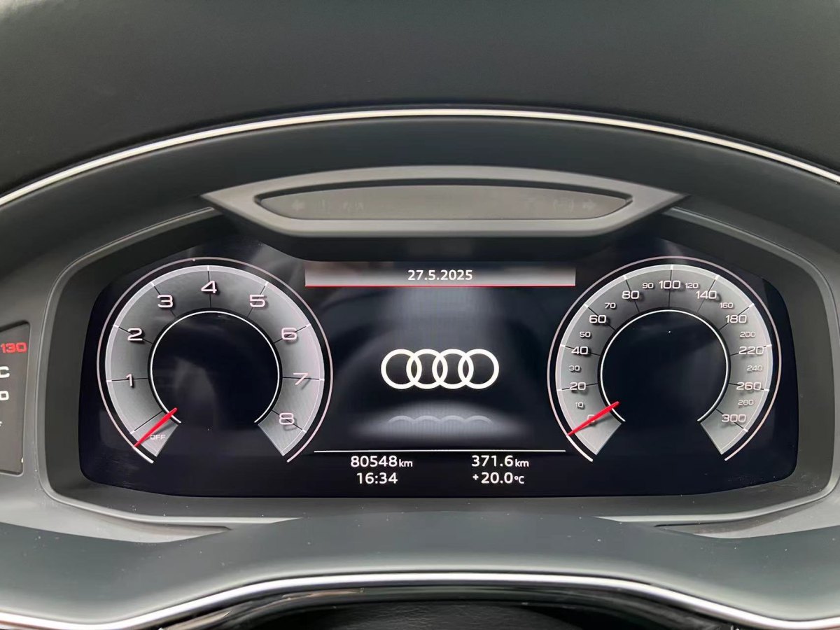 奧迪 奧迪Q7  2023款 55 TFSI quattro S line冰雪運(yùn)動(dòng)版圖片