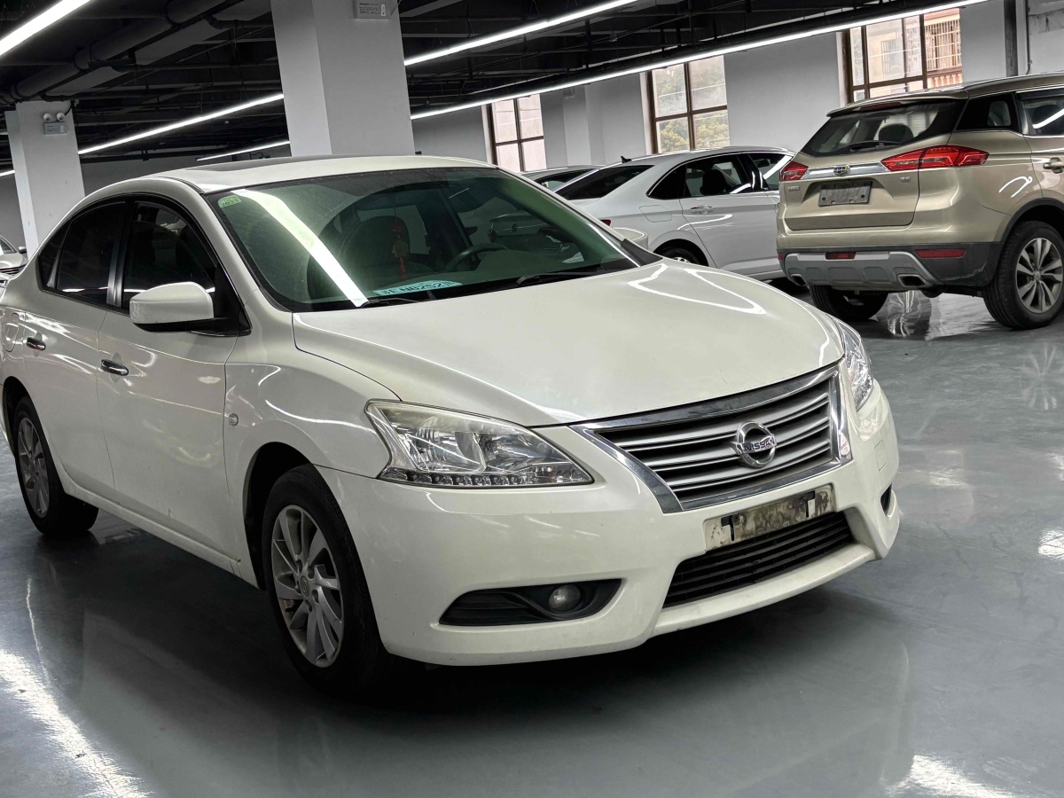 日產(chǎn) 軒逸  2012款 1.6XL CVT豪華版圖片