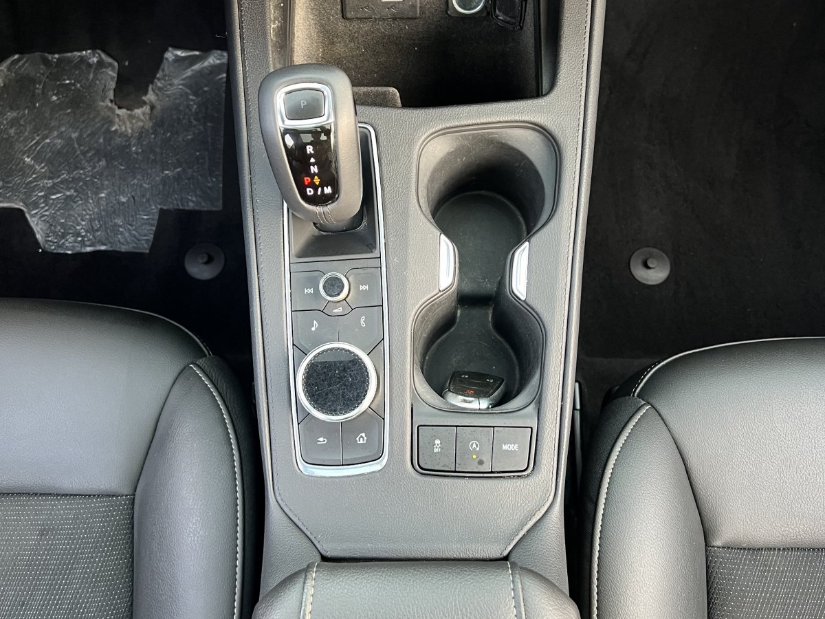 2019年4月凯迪拉克 XT4  2018款 28T 两驱技术型